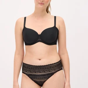 Conjunto de lingerie: sutiã com aro e bojo e calcinha midi, preto