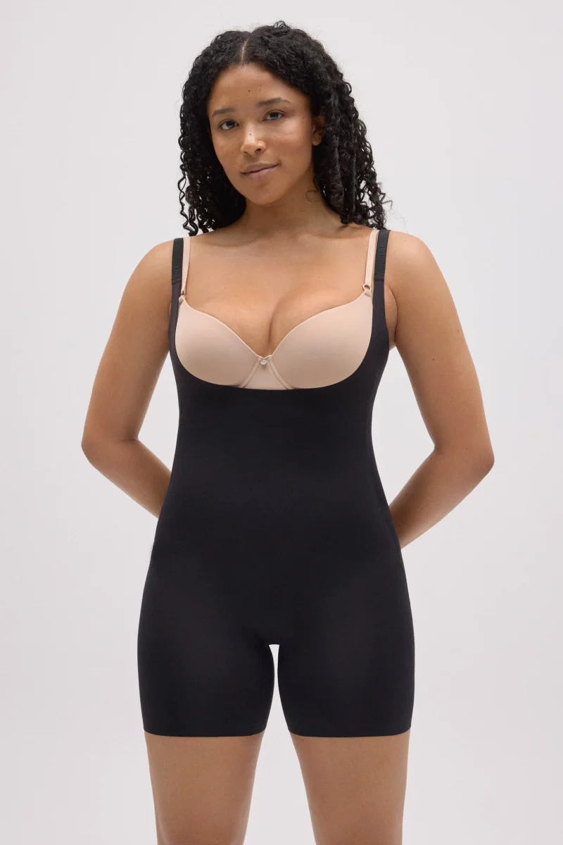 Body com abertura invisível preto