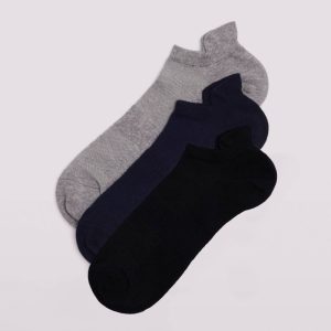 Conjunto de 3 meias desportivas curtas e respiráveis sortidas