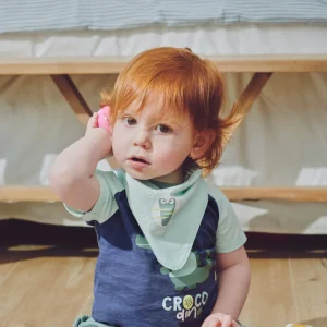 Conjunto bebé de 3 peças T-shirt, calções e bandana Crocodino
