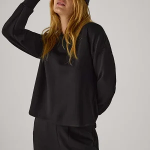 Sweater liso com punhos nas mangas preto