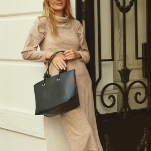 Vestido longo liso marrom sem mangas