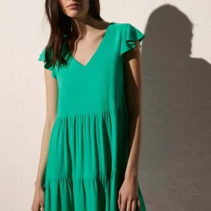 Vestido de praia de manga curta com folhos verde