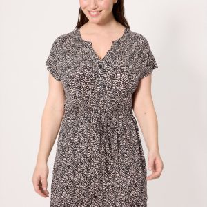 Vestido estampado de mangas curtas